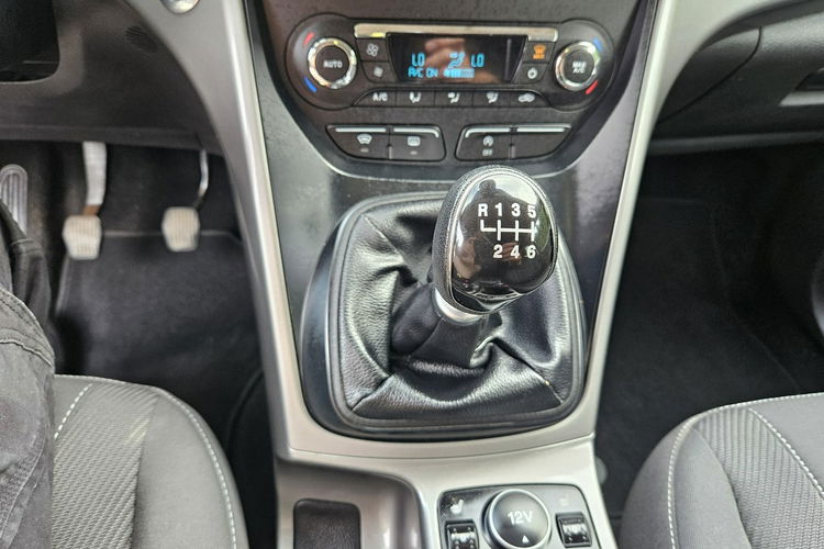 Ford Kuga Klima x 2 / Podgrzewane fotele + szyba / 6 biegów / START/STOP zdjęcie 21