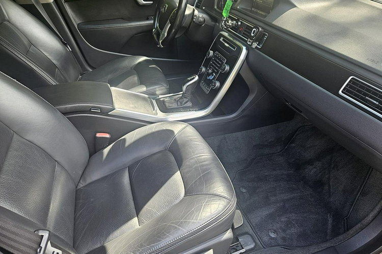 Volvo XC 70 163 kM Kliamtronic navi zdjęcie 6