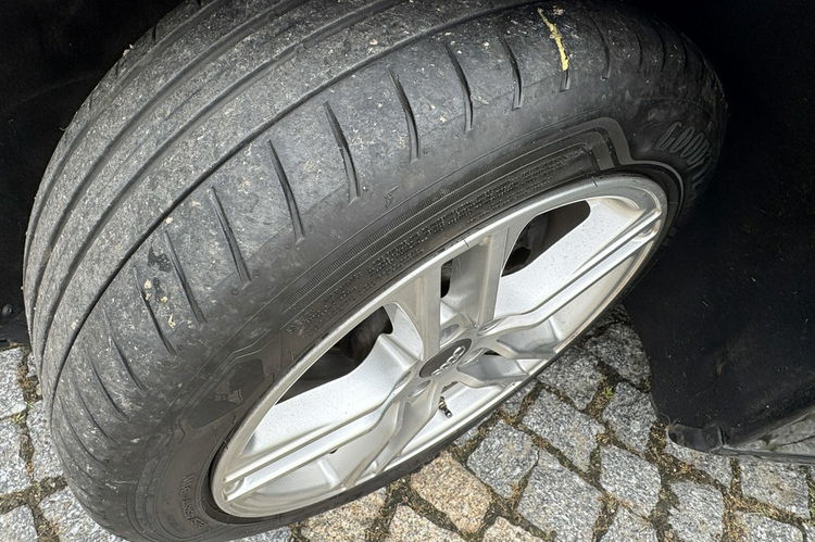 Audi A4 2.0TDI 170KM z Niemiec QUATTRO KSIĄŻKA, XENON, Led, Navi, MMI 2xALU zdjęcie 13