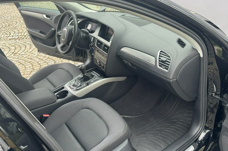 Audi A4 2.0TDI 170KM z Niemiec QUATTRO KSIĄŻKA, XENON, Led, Navi, MMI 2xALU zdjęcie 15