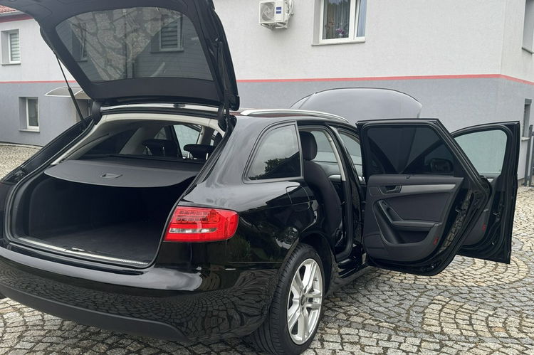 Audi A4 2.0TDI 170KM z Niemiec QUATTRO KSIĄŻKA, XENON, Led, Navi, MMI 2xALU zdjęcie 9