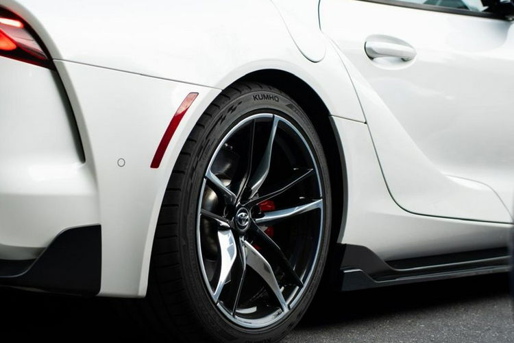 Toyota Supra GR 3.0 Turbo BASE / B58 340 HP / RWD / FAKTURA zdjęcie 3