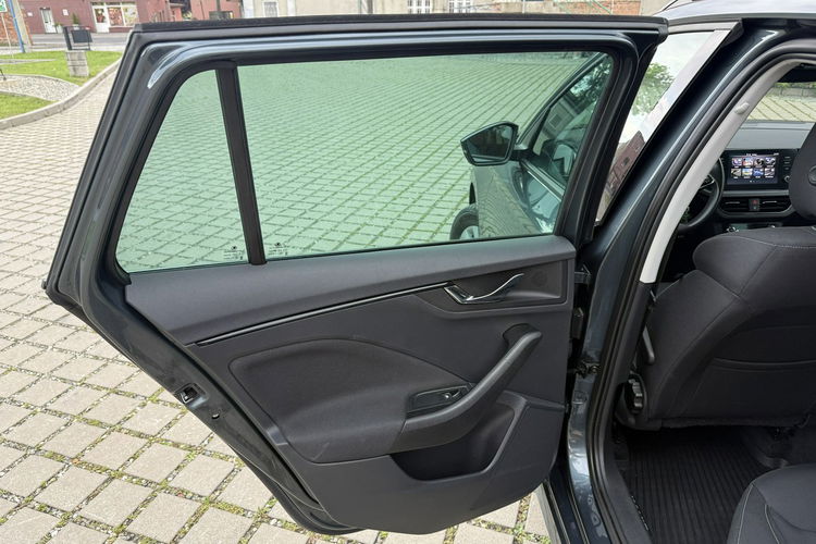 Skoda Kamiq Salon Polska , 1-WŁASCICIEL. Serwisowana w ASO. Bezwypadkowa zdjęcie 11