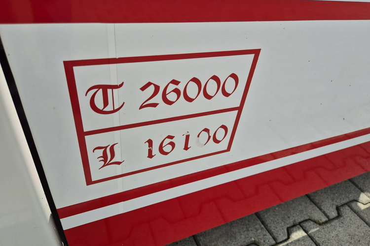 TGX 28.420 6X2 MAN TGX 28.420 6X2-2 LL / ZESTAW DO PRZEWOZU KONTENRÓW / NISKI BDF / D zdjęcie 12