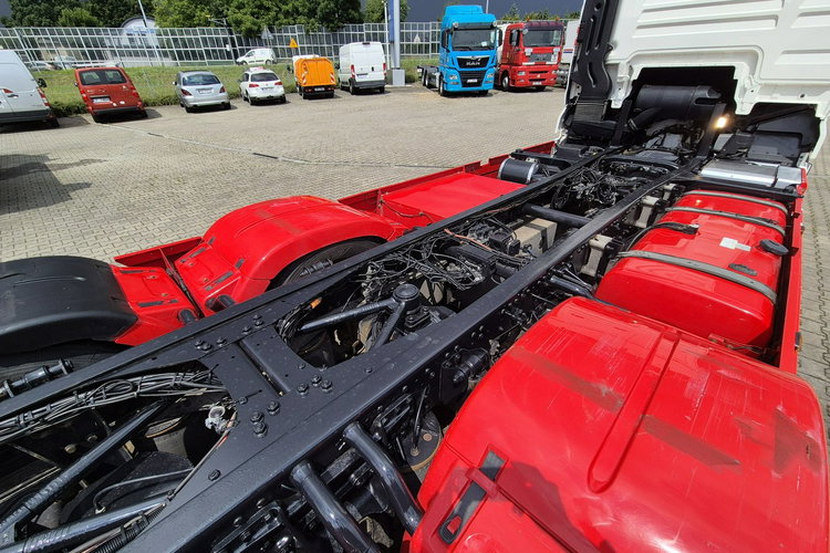 TGX 28.420 6X2 MAN TGX 28.420 6X2-2 LL / ZESTAW DO PRZEWOZU KONTENRÓW / NISKI BDF / D zdjęcie 22