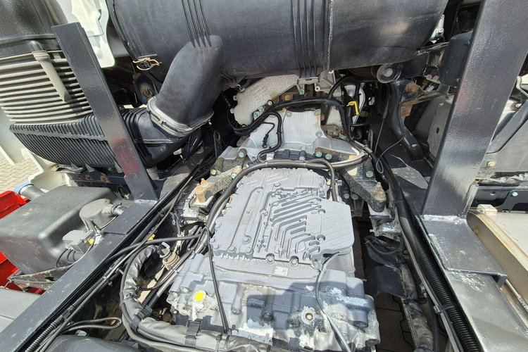 TGX 28.420 6X2 MAN TGX 28.420 6X2-2 LL / ZESTAW DO PRZEWOZU KONTENRÓW / NISKI BDF / D zdjęcie 25