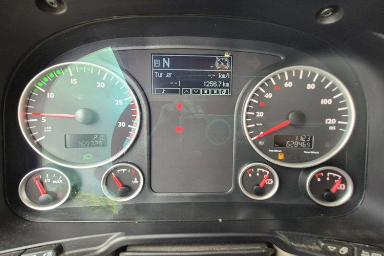 TGX 28.420 6X2 MAN TGX 28.420 6X2-2 LL / ZESTAW DO PRZEWOZU KONTENRÓW / NISKI BDF / D zdjęcie 39