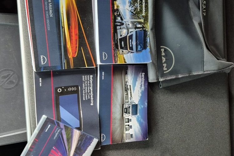 TGX 28.420 6X2 MAN TGX 28.420 6X2-2 LL / ZESTAW DO PRZEWOZU KONTENRÓW / NISKI BDF / D zdjęcie 53