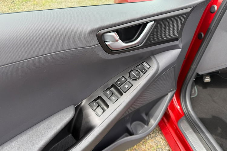 Hyundai IONIQ automat, navi, kamera, gwarancja zdjęcie 17