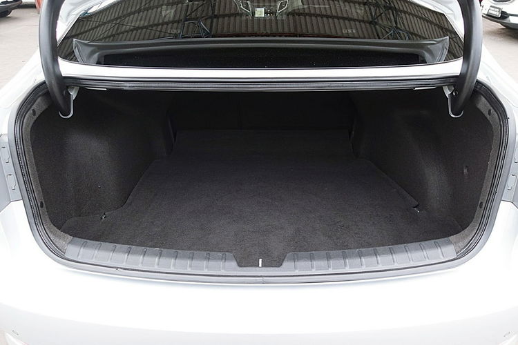 Hyundai i40 3Lata GWARANCJA I-wł Kraj Bezwypadkowy 141KM Automat+NAVI+Kamera FV23% 4x2 zdjęcie 13