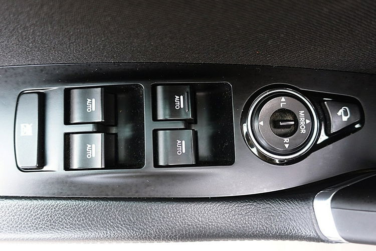 Hyundai i40 3Lata GWARANCJA I-wł Kraj Bezwypadkowy 141KM Automat+NAVI+Kamera FV23% 4x2 zdjęcie 14