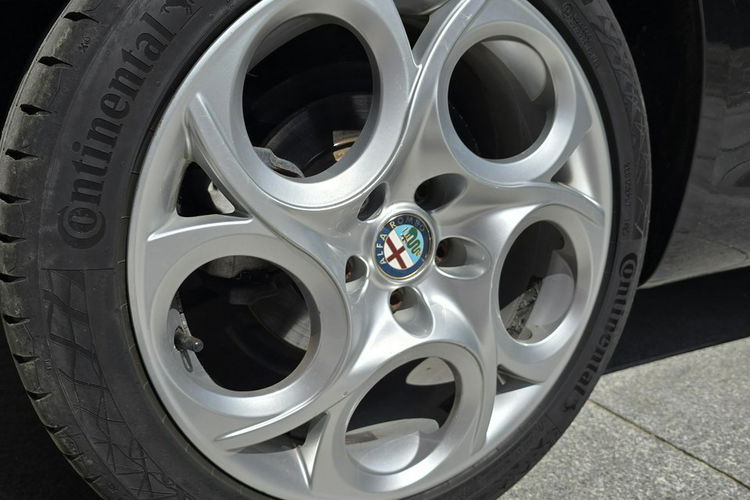 Giulietta Alfa Romeo GIULIETTA 1.4 Navi Skórzana tapicerka zdjęcie 10