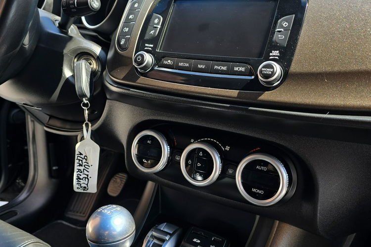 Giulietta Alfa Romeo GIULIETTA 1.4 Navi Skórzana tapicerka zdjęcie 15