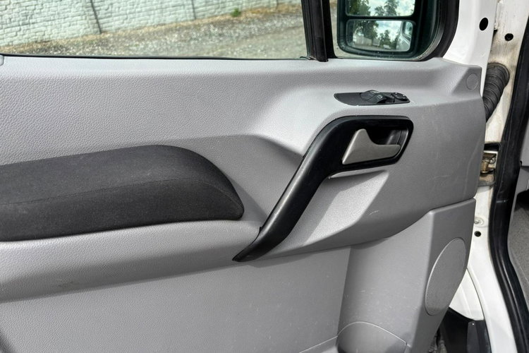 Volkswagen Crafter 2.0 160KM 2014 3.5t na haku L2H2 Klimatyzacja Webasto Kamera cofania zdjęcie 11