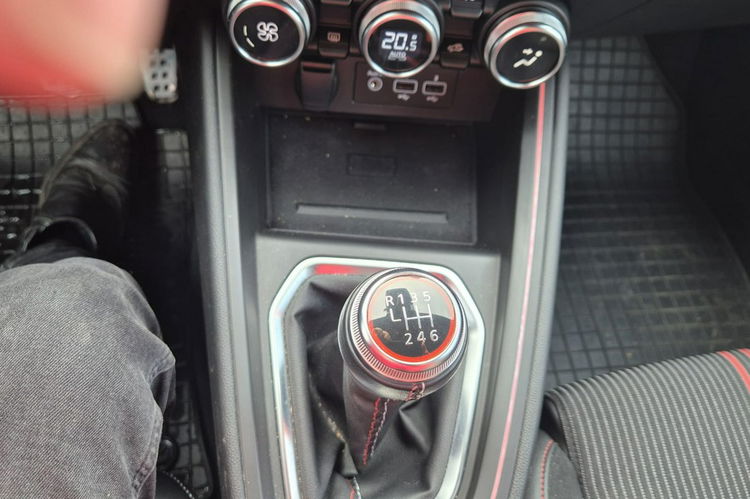 Renault Clio Rs-Line 140 KM Przebieg 6.500 km zdjęcie 14