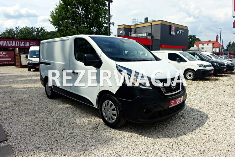 Nissan NV300 R E Z E R W A C J A zdjęcie 1