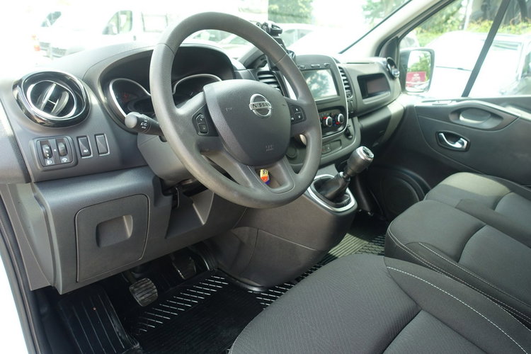 Nissan NV300 R E Z E R W A C J A zdjęcie 11