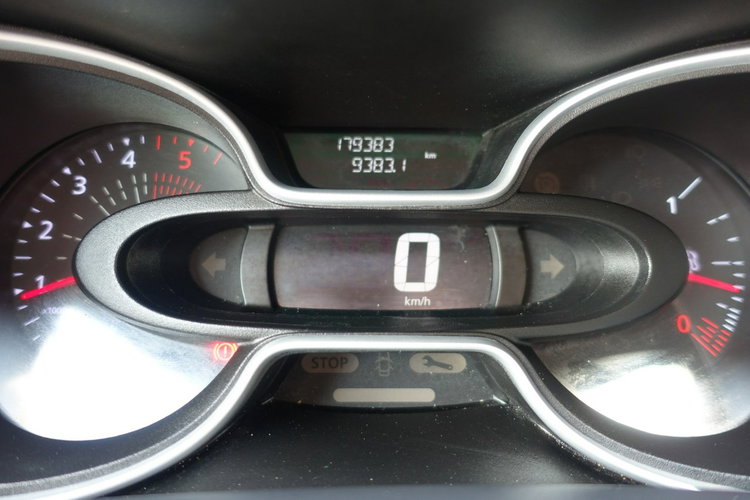 Nissan NV300 R E Z E R W A C J A zdjęcie 18