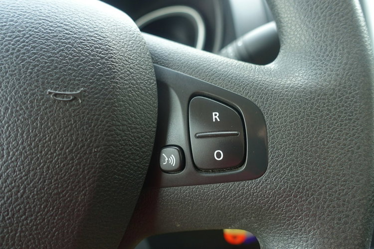 Nissan NV300 R E Z E R W A C J A zdjęcie 22