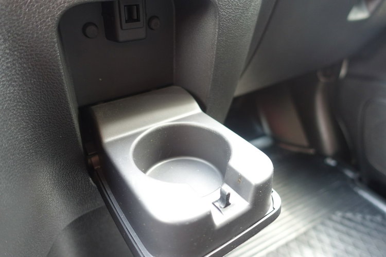 Nissan NV300 R E Z E R W A C J A zdjęcie 25