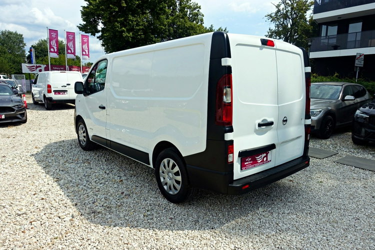 Nissan NV300 R E Z E R W A C J A zdjęcie 5