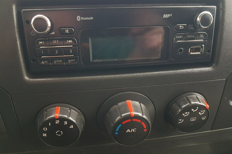 Renault Master KONTENER 8EP 4.21x2.23x2.22 KLIMA MANUAL KRAJOWY 6-BIEGÓW zdjęcie 31