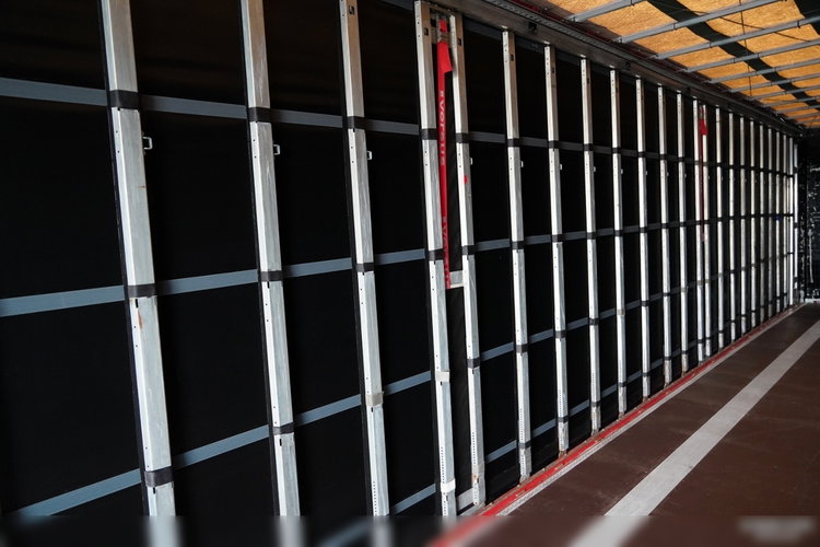 Schwarzmuller   / FIRANKA / STANDARD / SPEED COURTAIN / KOSZ NA PALETY / OSIE SAF  zdjęcie 20