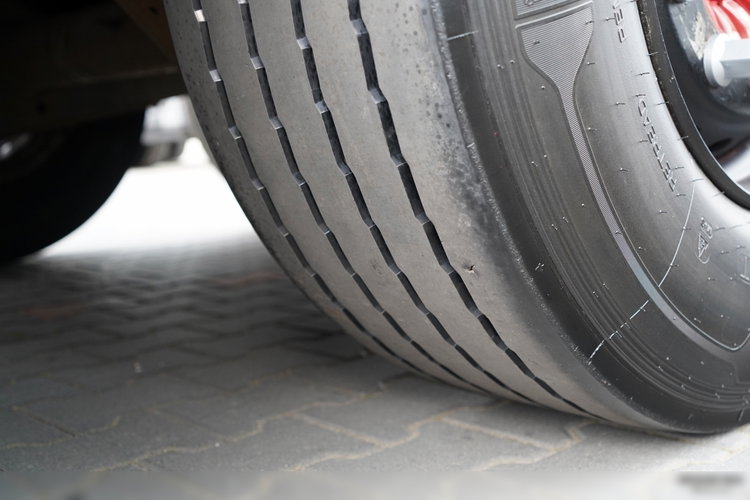 Schwarzmuller   / FIRANKA / STANDARD / SPEED COURTAIN / KOSZ NA PALETY / OSIE SAF  zdjęcie 23