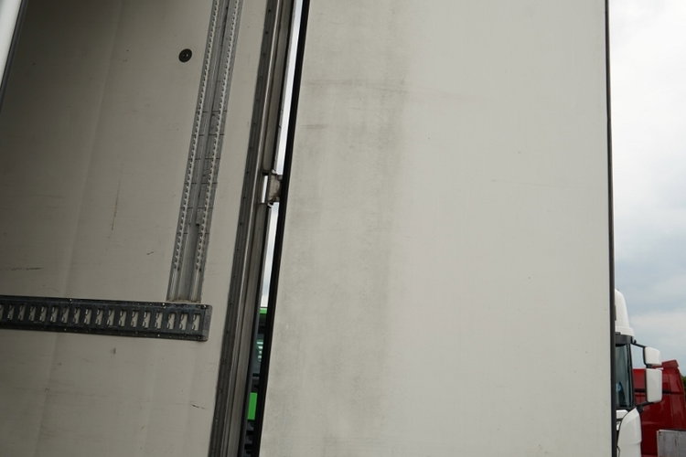CHEREAU / CHŁODNIA / CARRIER VECTOR 1950MT / DOPPELSTOCK / MULTITEMPERATURA / 2 OSIE PODNOSZONE / SAF / SPROWADZONA zdjęcie 13