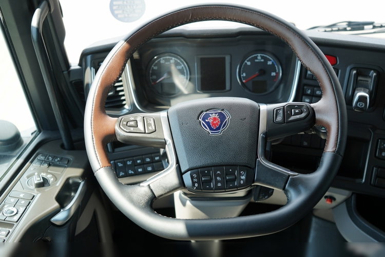 Scania S 500 / RETARDER / CAŁA NA PODUSZKACH / OPONY 100%  / PO KONTRAKCIE SERWISOWYM  zdjęcie 27