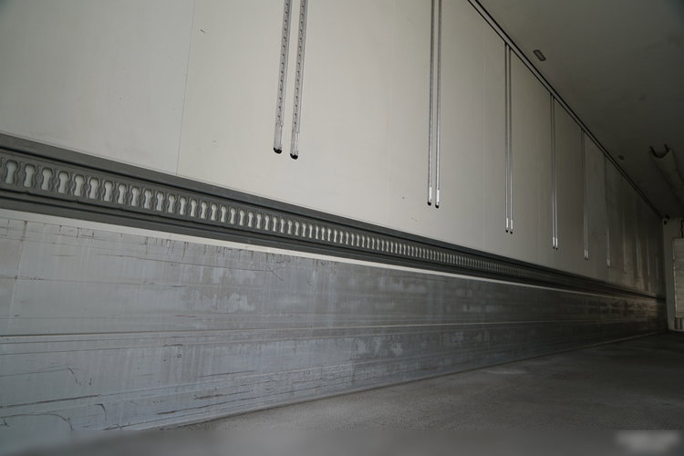 SCHMITZ CARGOBULL / CHŁODNIA / CARRIER VECTOR 1550 / DOPPELSTOCK / OŚ PODNOSZONA / KOSZ NA PALETY / 2022 ROK   zdjęcie 16