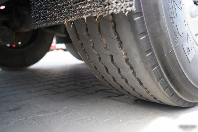 SCHMITZ CARGOBULL / CHŁODNIA / CARRIER VECTOR 1550 / DOPPELSTOCK / OŚ PODNOSZONA / KOSZ NA PALETY / 2022 ROK   zdjęcie 23