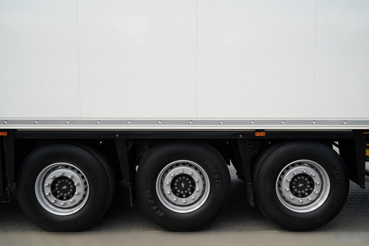 SCHMITZ CARGOBULL / CHŁODNIA / CARRIER VECTOR 1550 / DOPPELSTOCK / OŚ PODNOSZONA / KOSZ NA PALETY / 2022 ROK   zdjęcie 25