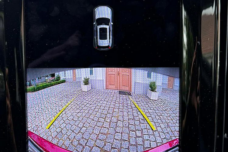 Volvo XC 60 diesel hybryda 197 kM AWD zdjęcie 12