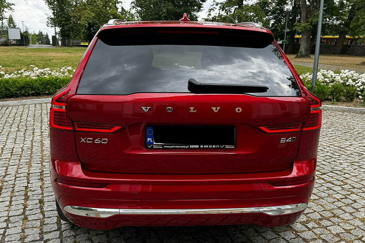 Volvo XC 60 diesel hybryda 197 kM AWD zdjęcie 29