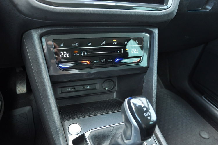Volkswagen Tiguan 2.0 TDI 150KM 4Motion DSG Kamera 360 EL.Klapa Matrix Gwar. Dealer FV23 zdjęcie 21