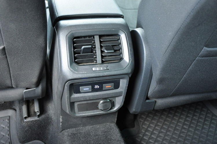 Volkswagen Tiguan 2.0 TDI 150KM 4Motion DSG Kamera 360 EL.Klapa Matrix Gwar. Dealer FV23 zdjęcie 26