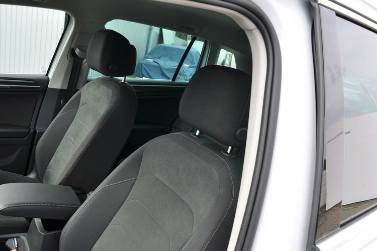 Volkswagen Tiguan 1.5 TSI 150KM Elegance Gwarancja do 2027 Polski Salon FV marża zdjęcie 9