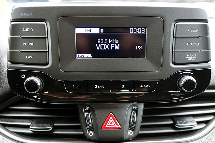 Hyundai i30 1, 5 16V Led+Tempomat GWARANCJA 1WŁ Kraj Bezwypadkowy F23% 4x2 zdjęcie 39