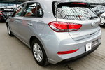 Hyundai i30 1, 5 16V Led+Tempomat GWARANCJA 1WŁ Kraj Bezwypadkowy F23% 4x2 zdjęcie 5