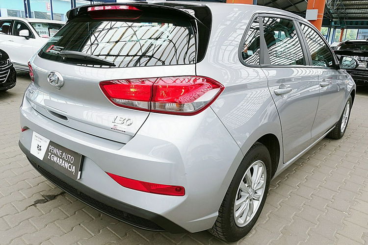 Hyundai i30 1, 5 16V Led+Tempomat GWARANCJA 1WŁ Kraj Bezwypadkowy F23% 4x2 zdjęcie 6