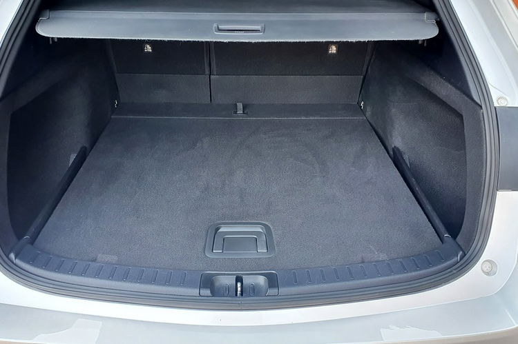 Toyota Corolla 1.8 122KM Hybrid COMFORT+TECH Salon PL, I WŁ, Serwis , F.vat XII 2021 r zdjęcie 19