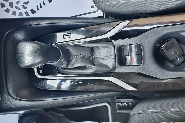 Toyota Corolla 1.8 122KM Hybrid COMFORT+TECH Salon PL, I WŁ, Serwis , F.vat XII 2021 r zdjęcie 32