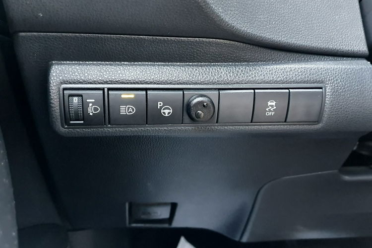 Toyota Corolla 1.8 122KM Hybrid COMFORT+TECH Salon PL, I WŁ, Serwis , F.vat XII 2021 r zdjęcie 34