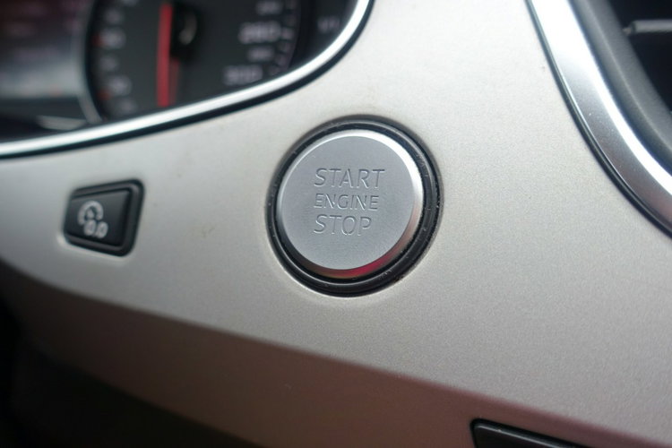 Audi Q7 Auto z Europejskiej Sieci Dealerskiej Oferta Prywatna 2.0 TFSI 252KM zdjęcie 33