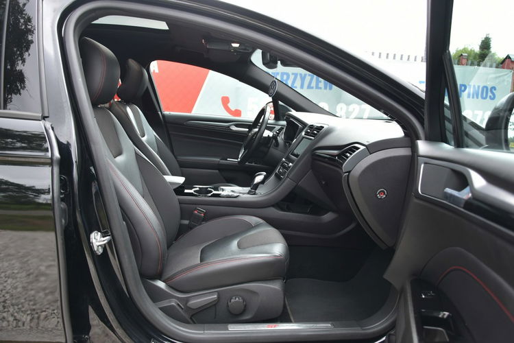Ford Mondeo ST Line 2.0 EcoBoost 240KM Automat 2018r. SALON LED Panorama Kamera zdjęcie 11