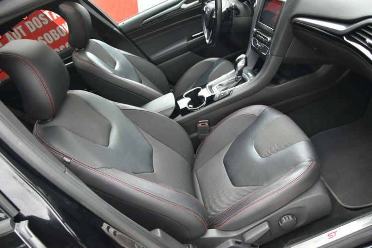 Ford Mondeo ST Line 2.0 EcoBoost 240KM Automat 2018r. SALON LED Panorama Kamera zdjęcie 27