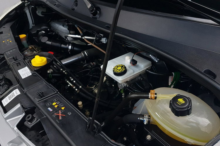 Renault Master SKLEP BAR FOODTRUCK KONTENER NISKOPODŁOGOWY AUTOSKLEP KLIMA AGREGAT zdjęcie 15