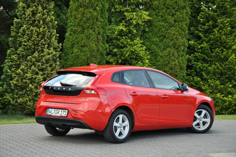 Volvo V40 1.6d(115KM) Lift Xenon Led Virtual Kamera Parkt Asista Alu16"ASO FULL zdjęcie 5