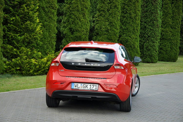 Volvo V40 1.6d(115KM) Lift Xenon Led Virtual Kamera Parkt Asista Alu16"ASO FULL zdjęcie 7